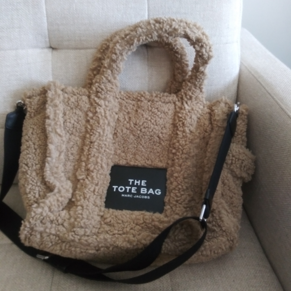 Marc Jacobs Teddy